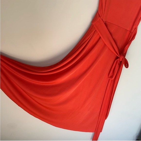 SIZE M CLUB MONACO JADRIEN WRAP MIDI SLEEVELESS RIBBED LINED DRESS CORAL ORANGE - Picture 4 of 7
